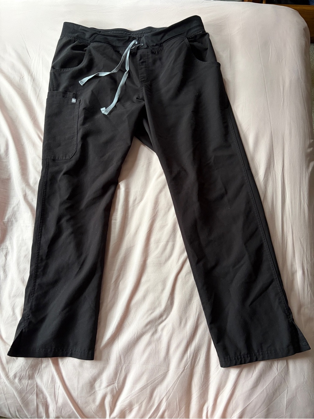 Figs Women's Black Drawstring Scrub Pants